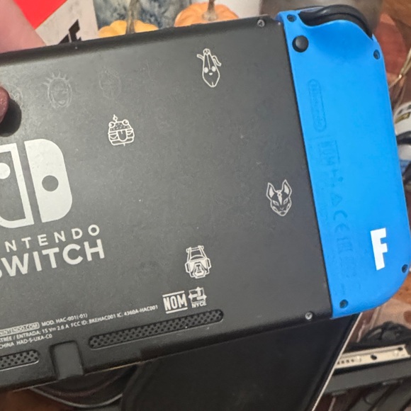 Nintendo Switch Fortnite Edition - Black, Blue, and Red - Picture 6 of 11